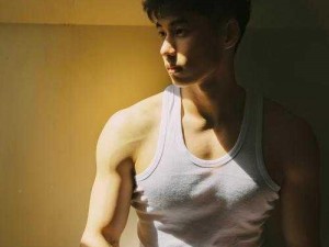 体育生GAY无套免费网站写真;体育生 GAY 无套免费网站写真，肌肉男的豪放诱惑